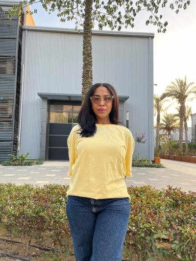 Yellow oversized t-shirt