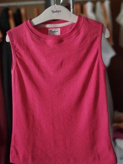 Pink sleeveless cotton basic top