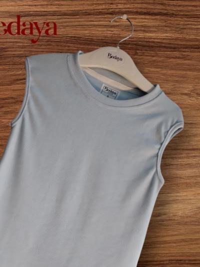 Baby blue sleevless cotton basic top